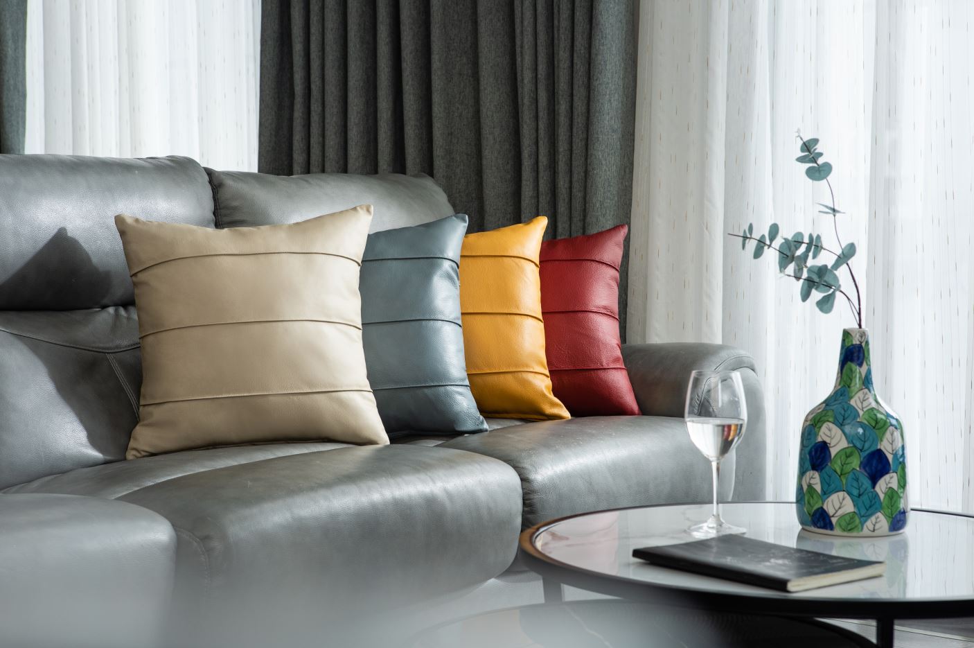  Gối sofa da bò Italy